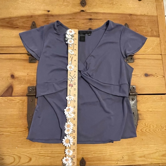 Parallel Top SZ L 🌸🌸 - Picture 4 of 7